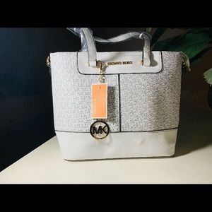 mk purse